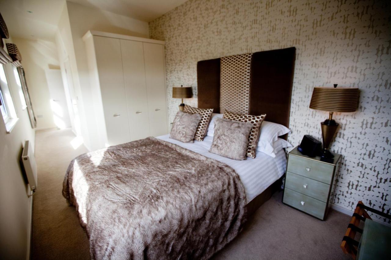 Chelmsford Serviced Apartments エクステリア 写真